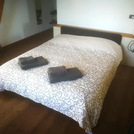 La Torre Del Pittore Chalet *